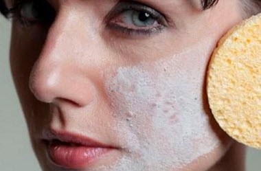 Hogyan lehet eltávolítani a nyomokban (post-acne), acne arcán otthon