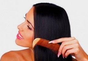 Cum să aibă grijă de păr în timpul verii acasă