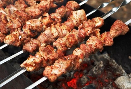 Cum sa alegi carnea perfecta pentru un kebab si sa o pregatesti corect