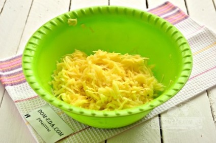 Clătite de cartofi cu rețetă de brânză cu fotografie