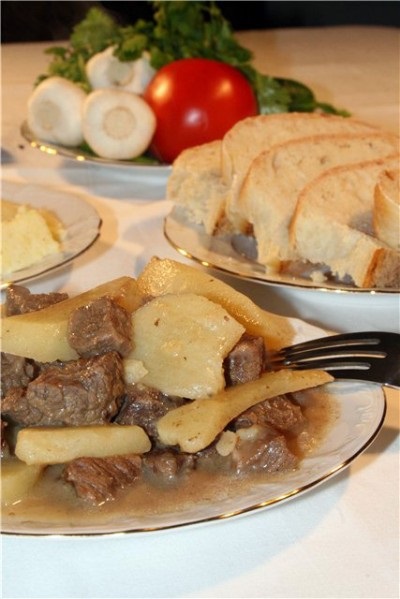 Cartofi (sos de carne cu cartofi în stil kabardian) 1