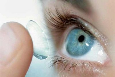 Lentile de contact pentru recomandări de trei luni privind utilizarea lentilelor de contact pentru corectarea vederii