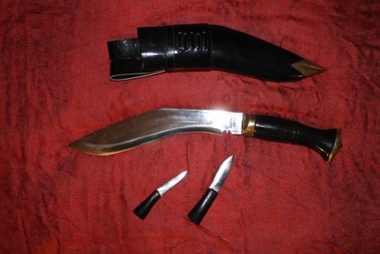Kukri este cel mai vechi cuțit din lume