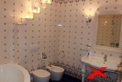 Imagine mică de design de baie în apartament
