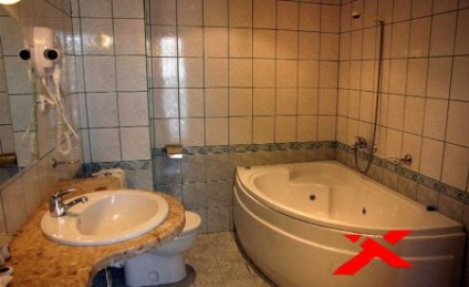 Imagine mică de design de baie în apartament