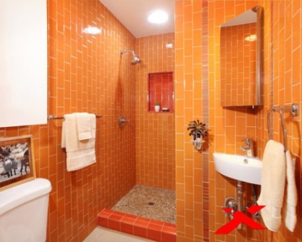 Imagine mică de design de baie în apartament