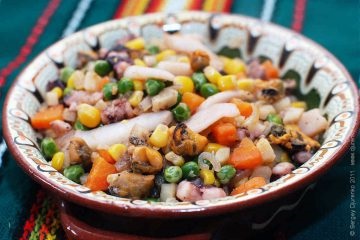 Fructe de mare cu legume - un fel de mâncare delicioasă pentru a pescui