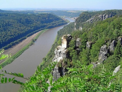 Podul din Bastai - trecând peste prăpastie