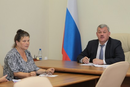 На прийомі мешканці комі задали сергею гаплікову особисті питання «БНК (права на матеріали) На прийомі мешканці комі задали сергею гаплікову особисті питання «БНК