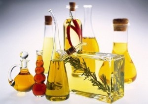Remedii populare pentru durerea de cap de iarbă, miere, uleiuri și altele