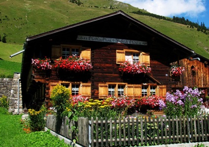 Smart Alpine Cottages