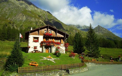 Smart Alpine Cottages