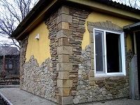 Confruntat cu piatră naturală la un preț avantajos în Ekaterinburg