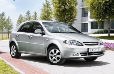 Leírása a műszerfal és a Chevrolet jelvények (lanos és más modellek), a lámpa cseréje