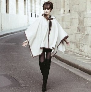Original și confortabil - o haină de poncho, arta de a fi o femeie