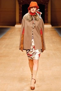 Original și confortabil - o haină de poncho, arta de a fi o femeie