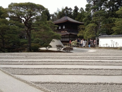 Vacanțe cu copii ginkakuji (pavilion de argint) în Kyoto - fotografie - vacanță cu copii singuri