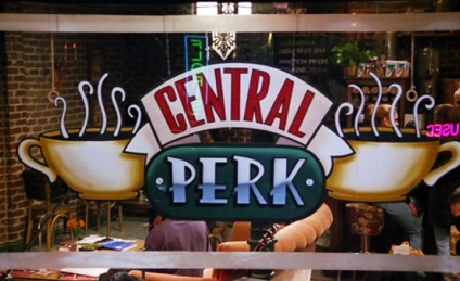 Ajánlatok - Central Perk - a sorozat - barátok