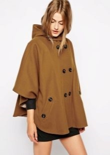 Coat poncho (64 fotografii) cu ce sa poarte, modele cu capota, intr-o cutie, cu o centura, cu maneci