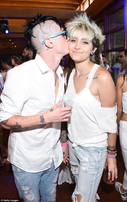 Paris Jackson, blogger tls28 pe site-ul de pe 10 august 2017, o bârfă