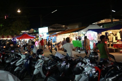 Phuket noapte de piață - piața de vacanță în Phuket