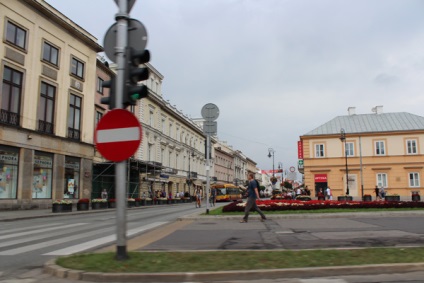 Te implor, pali! Polonia și Varșovia