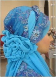 Despre hijab - o batică cu care femeile își acoperă capul