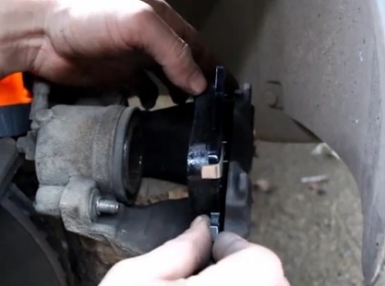 Repararea unui Opel Astra j cu propriile mâini video - Octaco