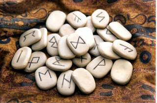 Rune pentru pierderea în greutate - runicul dovedit fiind formule, desene și fotografii
