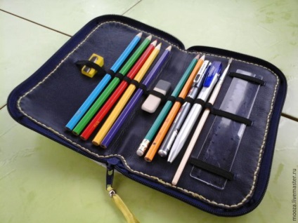 Iskola tolltartó, bőrből készülnek kozhanyemysli