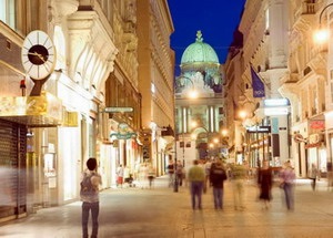 Shopping în pandorf la magazinele din Viena, magazine și comentarii turistice