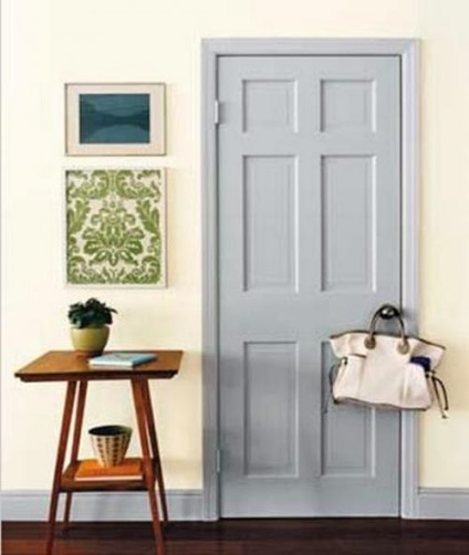 Combinație de culori pentru podea și ușă