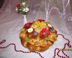 Torturi de nuntă și karavai, orice fel de patiserie pentru cornul curbei de nuntă