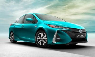 Toyota mărește rezerva de putere a bateriilor noului prius hibrid plug-in