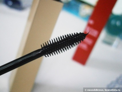 Clarinele de mascara si revlonarea corectoarelor, astfel transformand recenziile de vizualizare