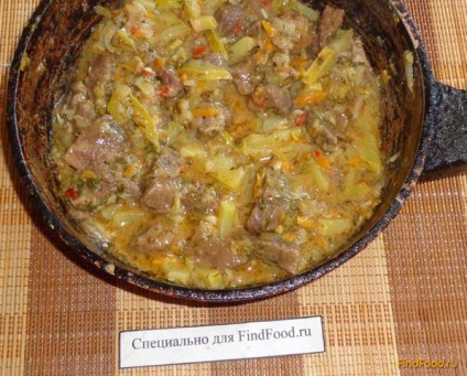 Marhapörkölt cukkini recept egy fotó