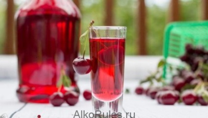 Cherry tincture pe rețete de vodcă, alcool sau lună