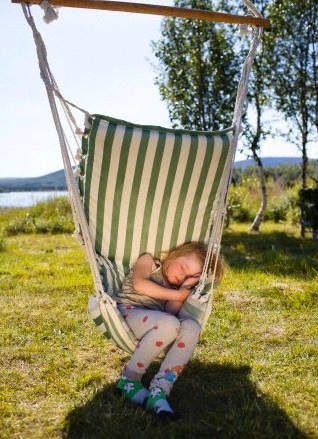 8 sfaturi despre cum să organizați un somn al bebelușului în vacanță