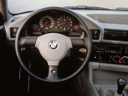 BMW M5 E34 elleni Ferrari Testarossa (elleni) BMW M5 E34 ellen ferrari Testarossa