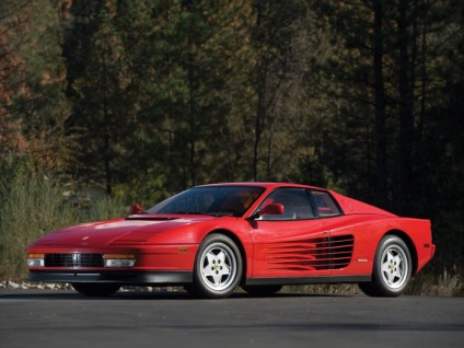 BMW M5 E34 elleni Ferrari Testarossa (Testarossa) BMW M5 E34 ellen ferrari Testarossa