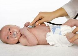 Hogyan kezeljük száraz vagy nedves köhögés csecsemők köhögést és különleges ellátás