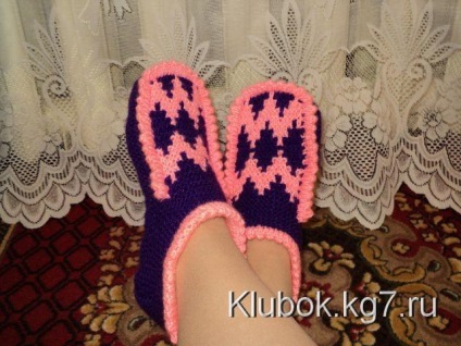 Minunate papuci cu ace de tricotat din elena lui Bobrovniki