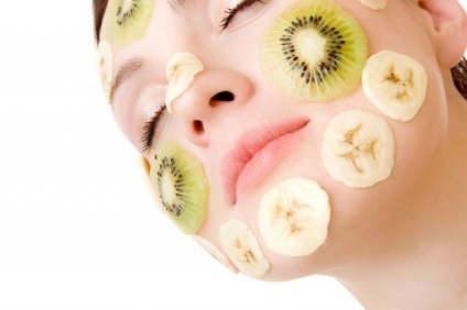 Retete de cosmetice Dacha mascuri de fructe de padure si legume, mereu in forma!