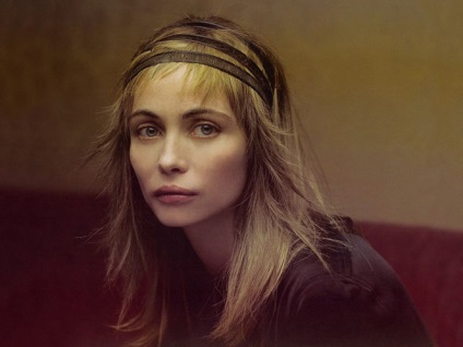 Emmanuelle Beart „Love - ez a munka, hogy el kell végezni elsősorban magukat», a Marie Claire