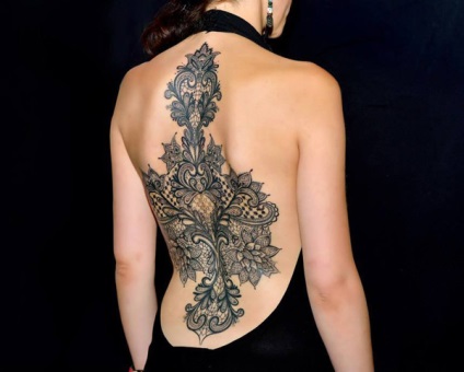 Schițe de flori tatuaje feminine, colibri, fluturi, dantele