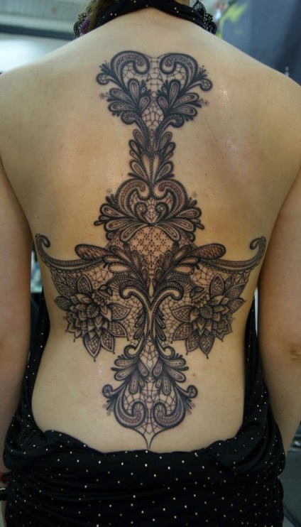 Schițe de flori tatuaje feminine, colibri, fluturi, dantele