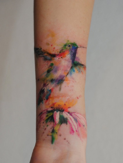 Schițe de flori tatuaje feminine, colibri, fluturi, dantele