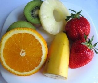 Gyümölcs saláta tejszínhabbal, egy finom blog - egyszerű receptek fotókkal