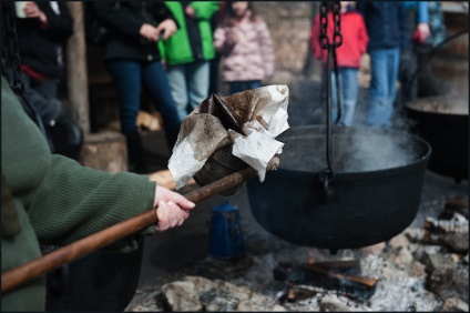 Kibányászott juharszirup Kanadában, ahogy az