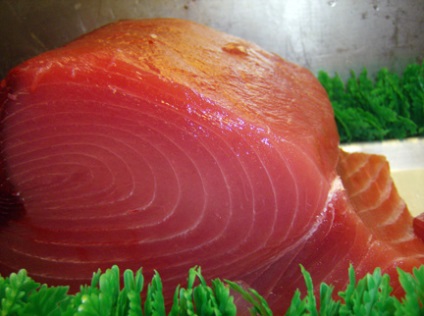 Cum să falsificați carnea de ton, cum să distingeți tonul natural